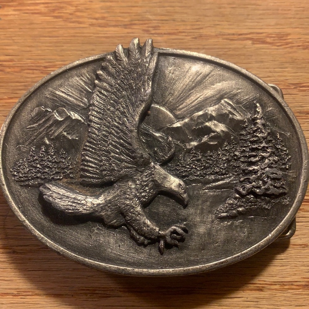 Siskiyou Williams, Oregon 1982 the Eagle buckle